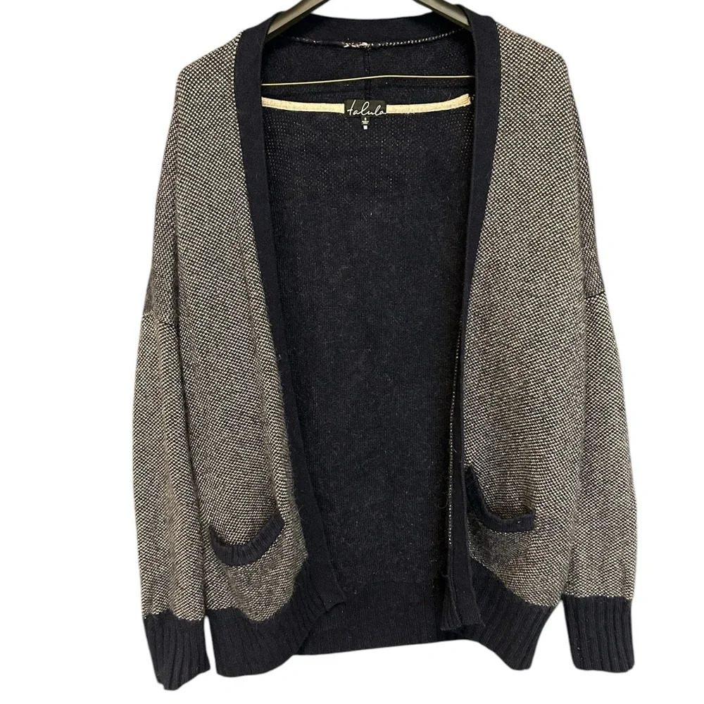 Talula Aritzia oversized baggy boyfriend cardigan size S excellent cond. - Picture 2 of 13